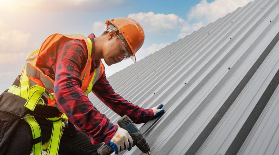 Professional Emergency Roof Repairs services in Danevang, TX